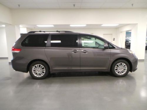 2014 toyota sienna xle