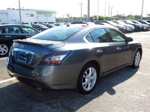 2014 nissan maxima sv