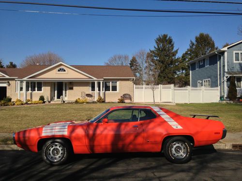 1972 road runner*mint restored*factory a/c*matching #s 400...rare bird!