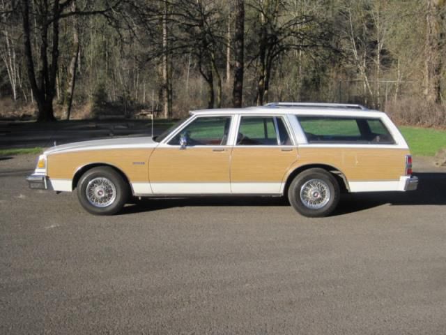 Buick lesabre estate wagon