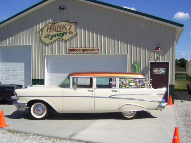 Chevrolet: bel air/150/210 210 townsman 6 pass wag