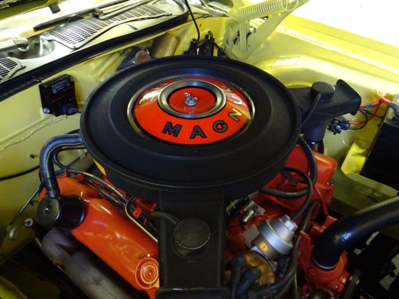 1970 Dodge Challenger RT Hardtop 2-Door, US $14,820.00, image 2