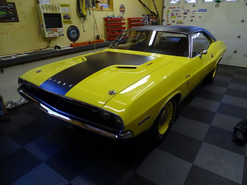 1970 Dodge Challenger RT Hardtop 2-Door, US $14,820.00, image 3