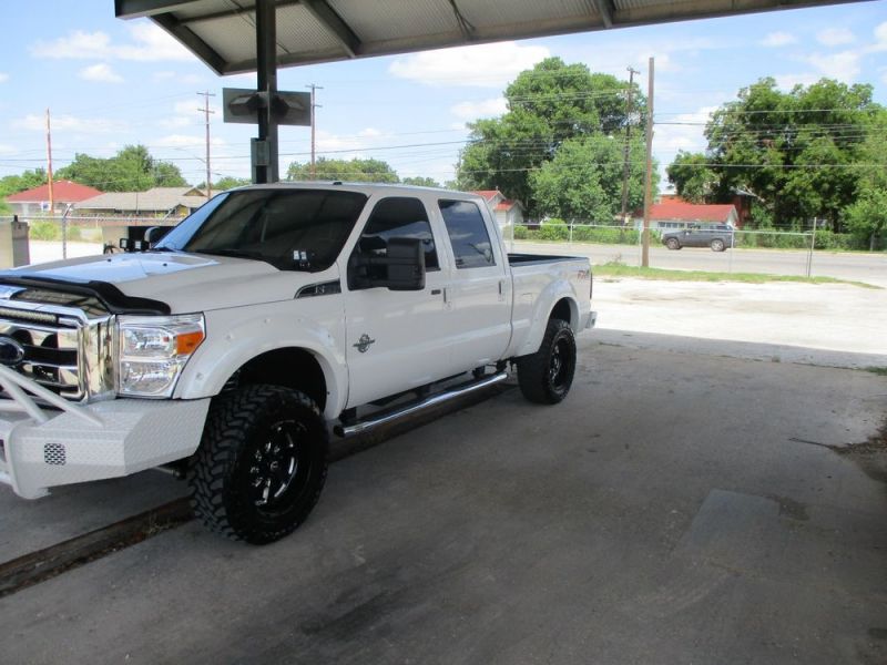 2015 ford f-250 lariat 4x4 6.7 diesel crew cab 3 inch lift