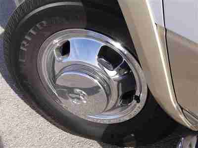 Dually White Tan Leather Interior Diesel Cummins Automatic Transmission Finance, image 8