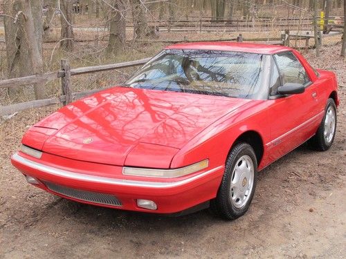 1991 buick reatta ... 72,230 original miles ... texas ... one owner,