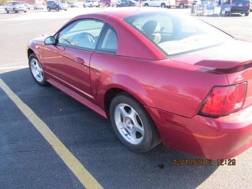 2003 ford mustang base coupe 2-door 3.8l