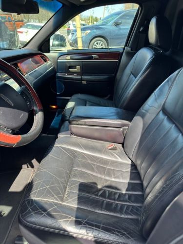 2005 Lincoln Town Car Executive 4dr Sedan w/ Limousine Builder Package, US $5,494.00, image 5