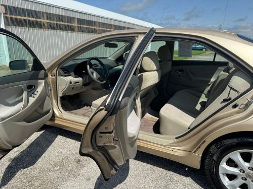 2010 Toyota Camry LE, US $2,250.00, image 28