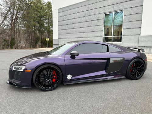 Audi R8 Coupe V10 Plus