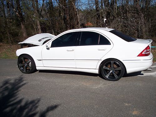 2006 mercedes-benz c230 sport sedan 4-door 2.5l