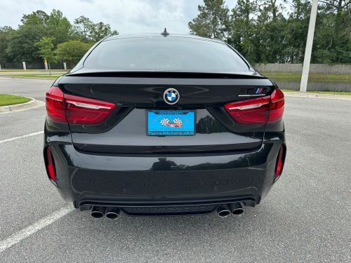 2017 bmw x6 m,  fully loaded, like new condition!