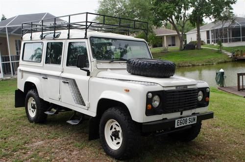 Land rover defender 1987 3.5v8 5 door white