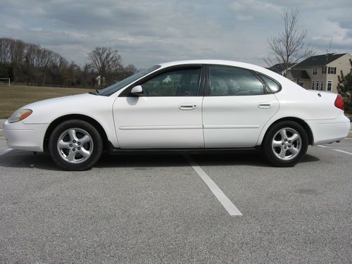 2003 ford taurus