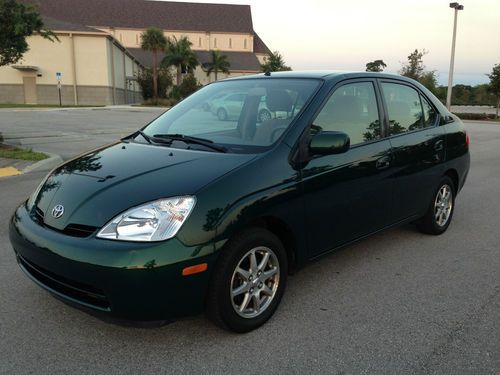 2001 toyota prius, brand new batterys! clean car!! wow!!