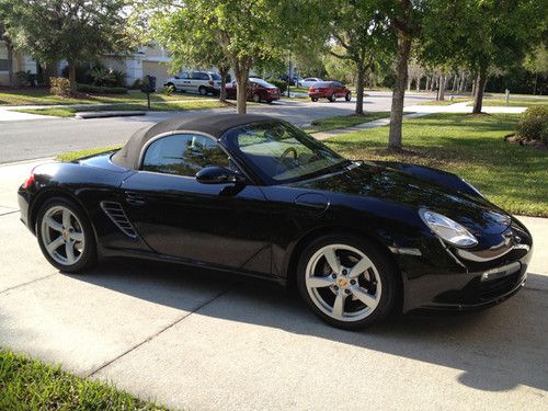 Beautiful porsche convertible, brand new tires, garage kept