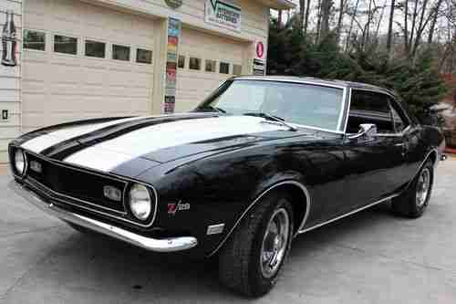 1968 CAMARO with the good stuff.....Z28 REPLICA.....GREAT BLACK PAINT, US $21,850.00, image 2
