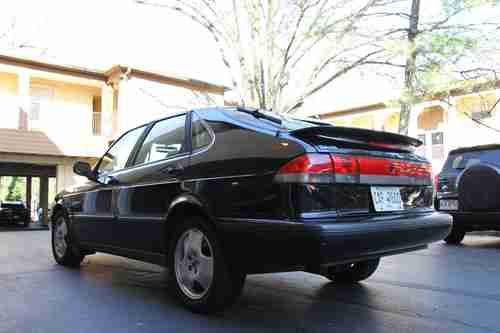 1998 SAAB 900 SE Black on Black Rare 5 Spd Low Mileage CLEAN Original, image 3