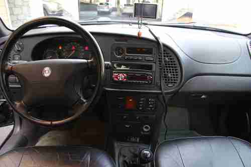 1998 SAAB 900 SE Black on Black Rare 5 Spd Low Mileage CLEAN Original, image 4