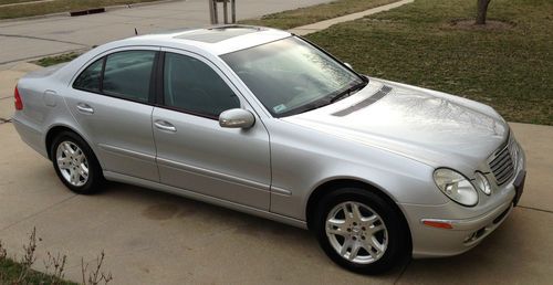 Exceptional 2005 e320 4-matic mercedes-benz  **looks &amp; drives like new**
