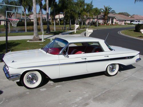 1961 chevrolet impala-time capsul-19,400 true miles!!  must see! wow!!