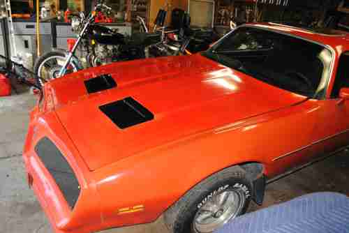 1978 Pontiac Firebird Base Coupe 2-Door 5.7L, image 2