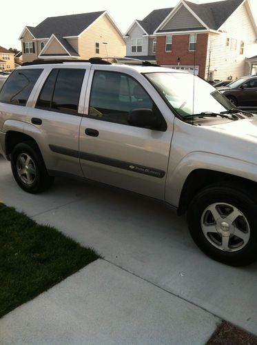 2004 cheverolet trailblazer ls silverstone metallic