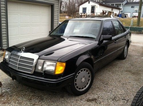 1989 mercedes black 300e...updtaed with lots