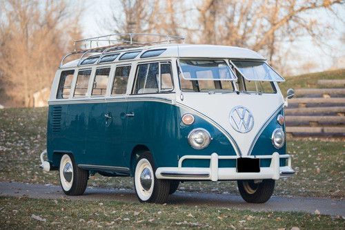 1967 21 window type 2 deluxe deluxe bus - you won't find a more beautiful one!