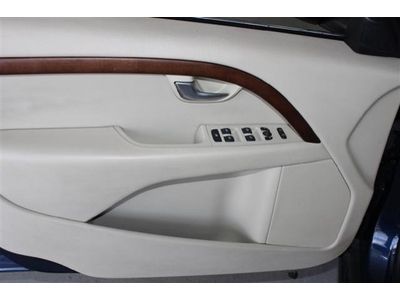 3.2L CD AWD Power Steering 4-Wheel Disc Brakes Aluminum Wheels Fog Lamps ABS, US $25,988.00, image 11