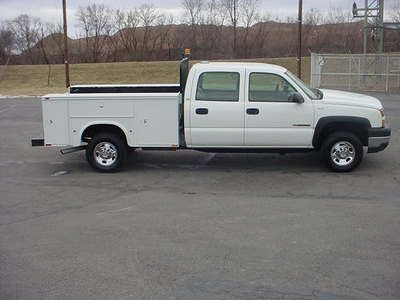 4 door crew cab / 2500 hd /  service utility bed / former u.s. gvmnt truck / 57k