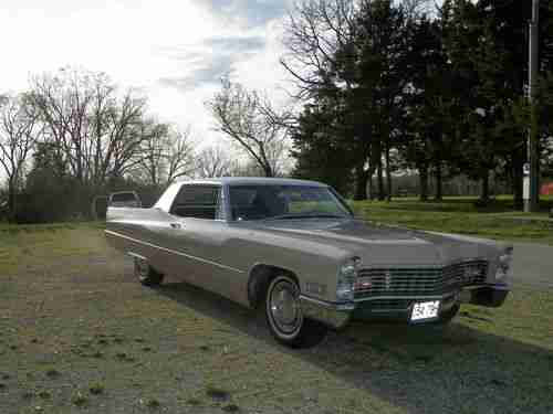 1967 Cadillac Deville, 2 door, Hard Top Beautiful Car, image 4