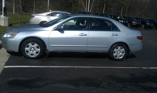 2005 honda accord lx no reserve  2.4l great gas saver great condition l@@k!!