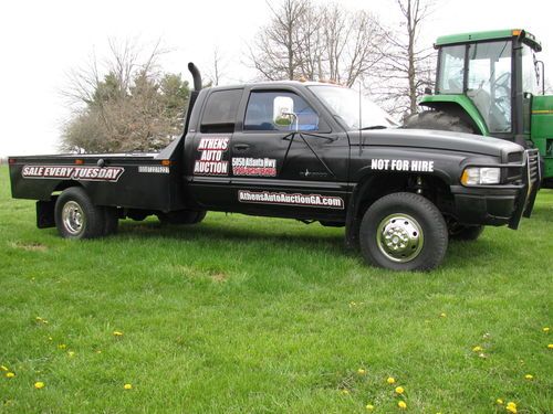 Dodge cummins 3500 flatbed dually