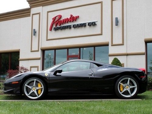 F1 coupe, only 800 one owner miles, carbon racing package