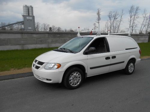 2006 dodge caravan se mini  van 4-door 2.4l cargo van ladder racks work van !