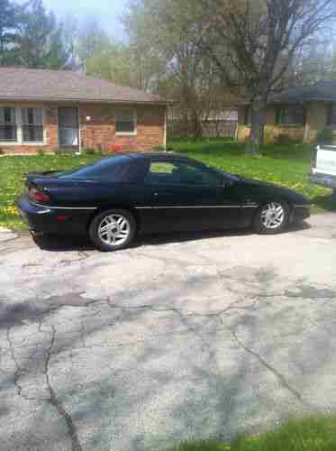 1995 Chevrolet Camaro Z28 Coupe 2-Door 5.7L, image 2