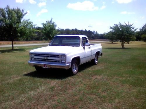 Very clean 1985 swb pickup