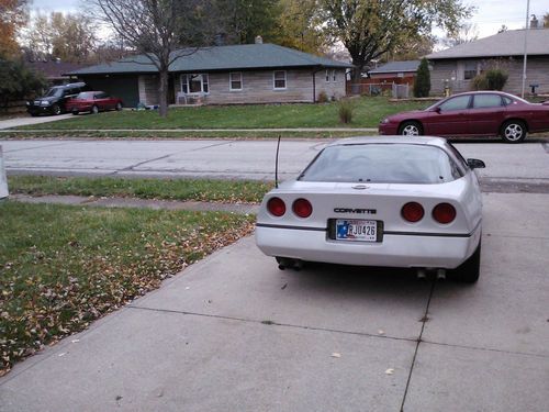 1984 Chevrolet Corvette slver with brand new red interior 2 owner lady driven!!!, US $7,450.00, image 3