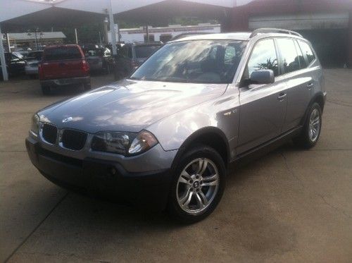 2004 bmw x3 metallic silver clean title!