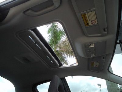 Florida 04 RX-8 Low Orig 37,324 Miles Clean Carfax Dealer Serviced No Reserve !, image 4