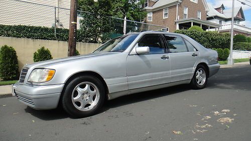 1998 mercedes s500. brilliant silver. well kept. garaged kept.....