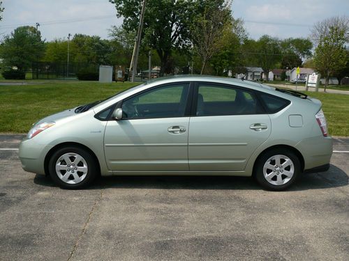 2006 BEAUTIFUL Toyota Prius Hybrid CLEAN CARFAX, image 3