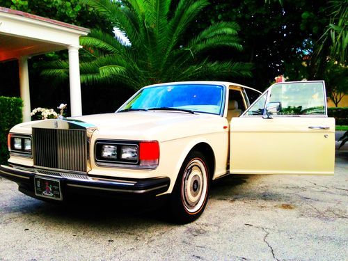 Classic rolls royce silver spur 1989