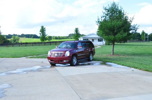 2011 red cadillac escalade esv luxury sport utility flexfuel 6.2l excellent cond