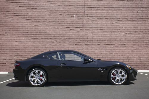 2013 maserati granturismo sport