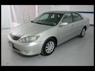 06 camry le sedan, 2.4l 4 cylinder, auto, cloth, cruise, clean, we finance!