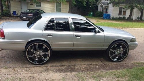 Crown Victoria, US $9,000.00, image 2