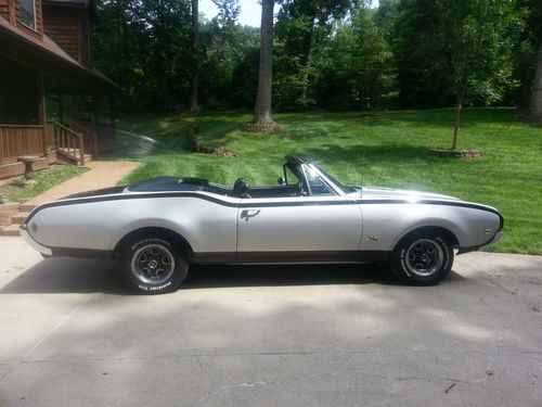 1968 oldsmobile cutlass convertible hurst tribute