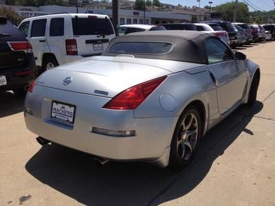 Touring Manual Convertible 3.5L CD 7 Speakers AM/FM radio Cassette Power windows, image 4